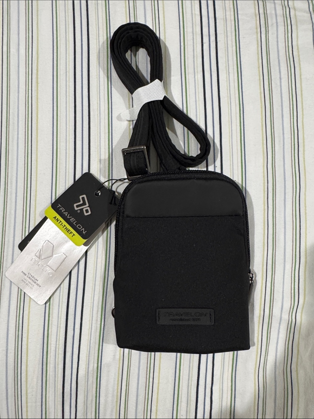 Travelon Black Anti-Theft Stadium Mini Crossbody NWT
